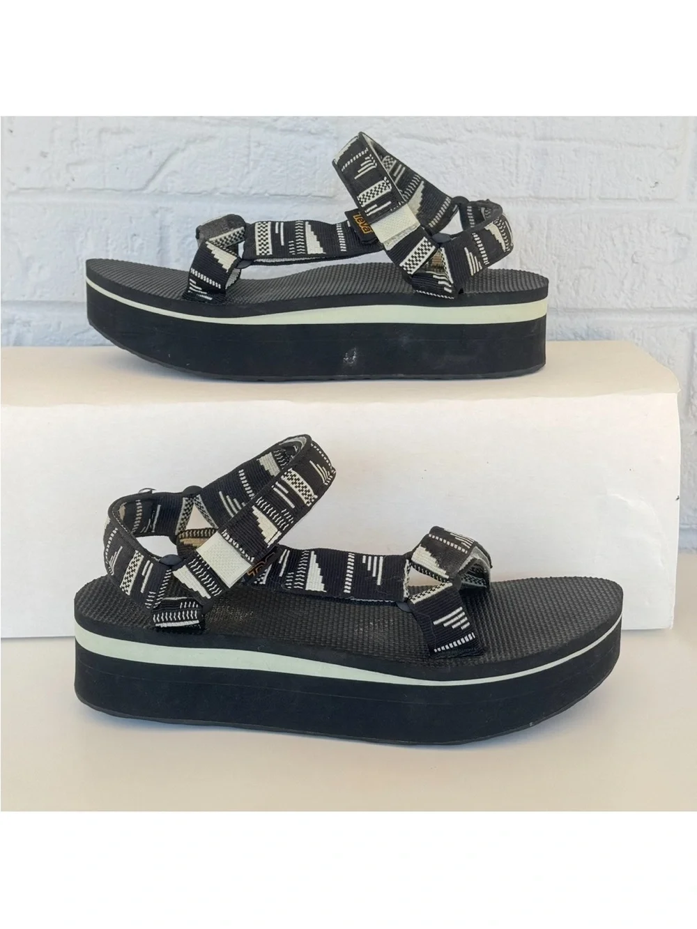 Aztec Platform Teva Sandals Women's 8.5
